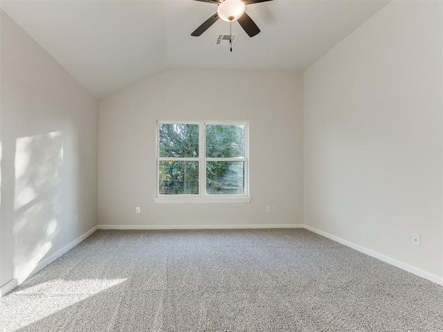 1500 Stirrup Way, Yukon, OK 73099