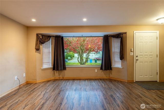 5509 204th Street Ct E, Spanaway, WA 98387