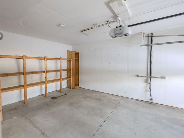 143 Hilltop Place, New London, NH 03257