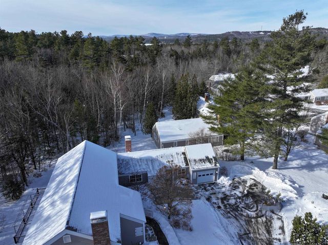 143 Hilltop Place, New London, NH 03257