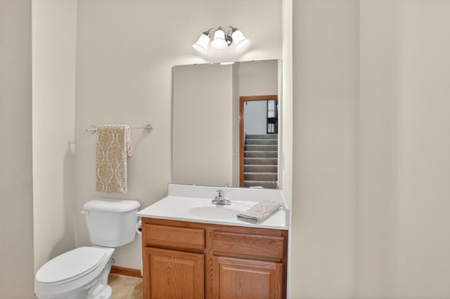 20016 Heritage Drive, Lakeville, MN 55044