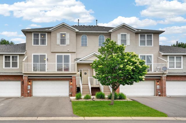 20016 Heritage Drive, Lakeville, MN 55044