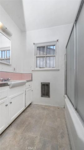 11610 Chanera, Hawthorne, CA 90250
