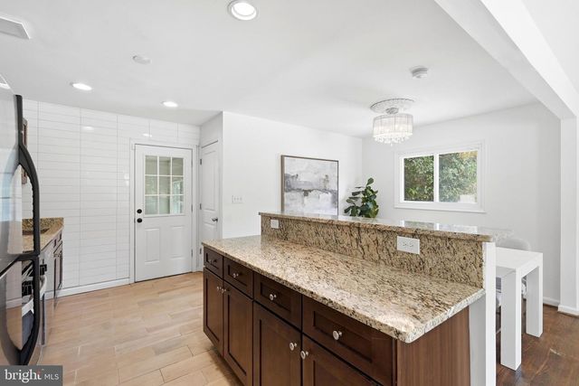 2500 RAMBLEWOOD DR, District Heights, MD 20747