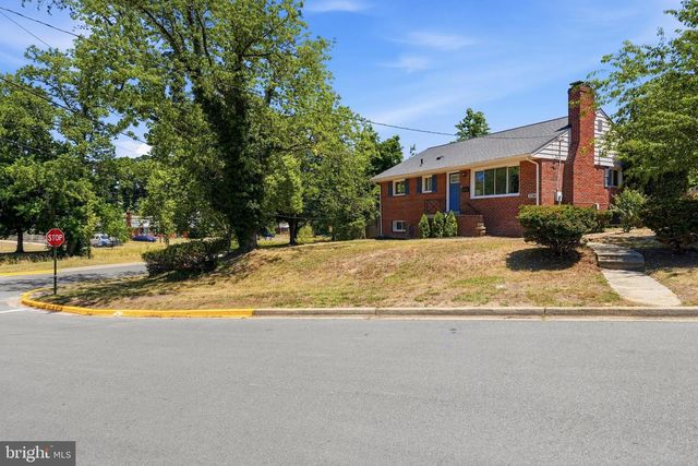 2500 RAMBLEWOOD DR, District Heights, MD 20747