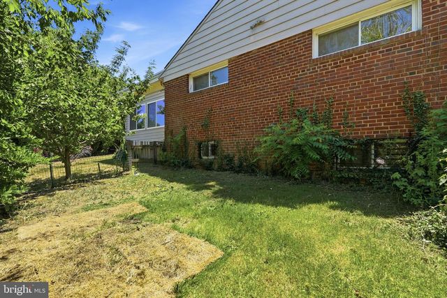 2500 RAMBLEWOOD DR, District Heights, MD 20747