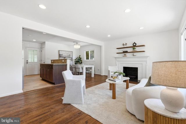 2500 RAMBLEWOOD DR, District Heights, MD 20747