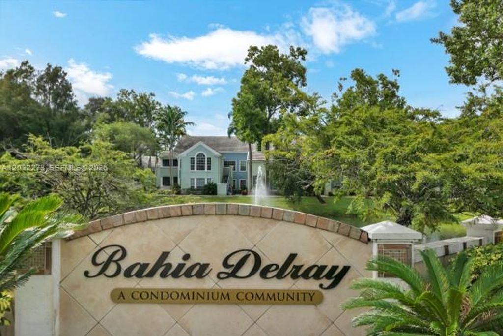 1011 Crystal Way C C, Delray Beach, FL 33444