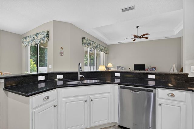 8356 BRIDGEPORT BAY CIRCLE, Mount Dora, FL 32757