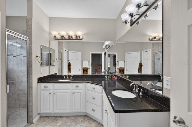 8356 BRIDGEPORT BAY CIRCLE, Mount Dora, FL 32757