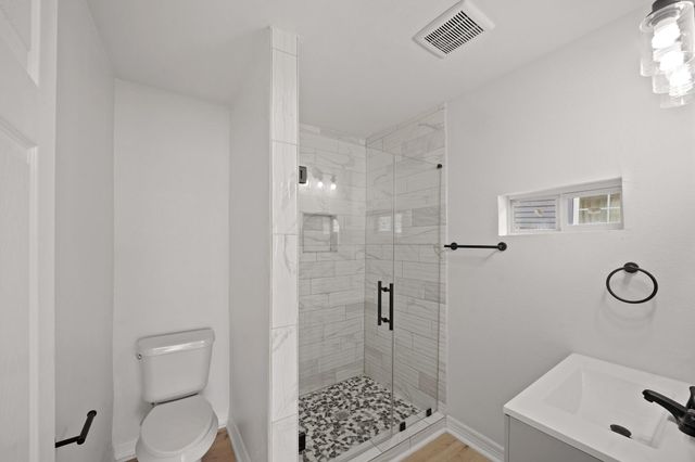 3501 Farmer Street, Houston, TX 77020