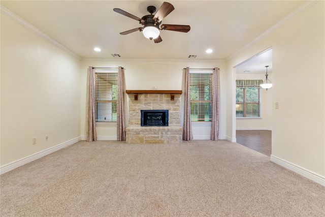 8673 Willow Creek Road, Guthrie, OK 73044