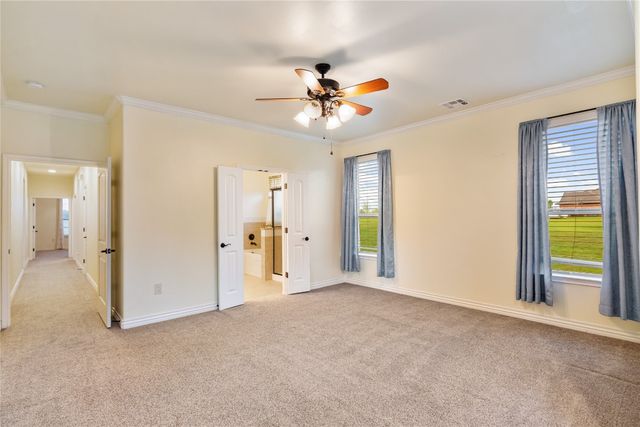 8673 Willow Creek Road, Guthrie, OK 73044