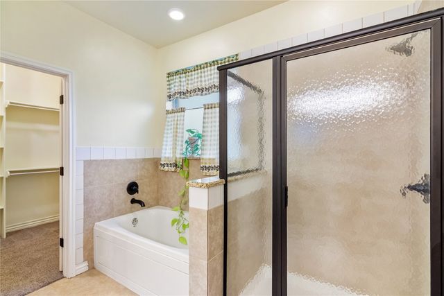 8673 Willow Creek Road, Guthrie, OK 73044