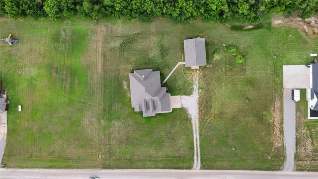 8673 Willow Creek Road, Guthrie, OK 73044
