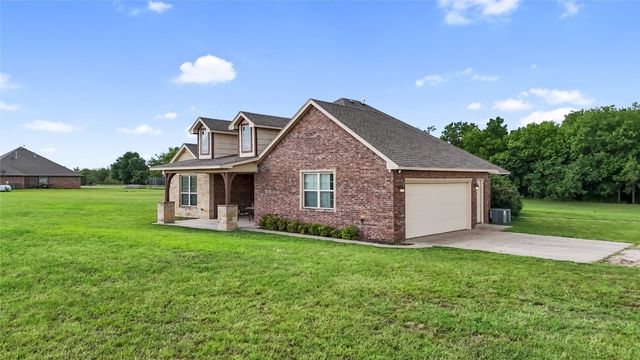 8673 Willow Creek Road, Guthrie, OK 73044