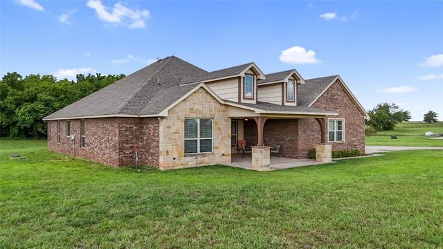 8673 Willow Creek Road, Guthrie, OK 73044