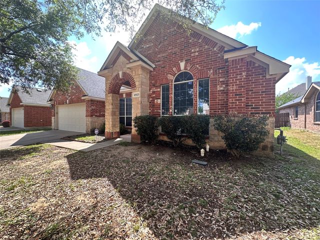 4923 Screech Owl Lane, Grand Prairie, TX 75052