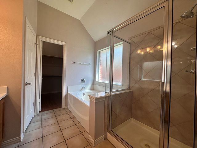 4923 Screech Owl Lane, Grand Prairie, TX 75052