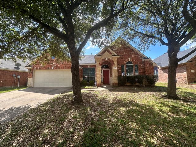 4923 Screech Owl Lane, Grand Prairie, TX 75052
