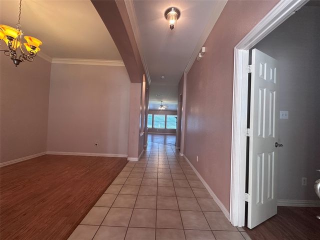 4923 Screech Owl Lane, Grand Prairie, TX 75052