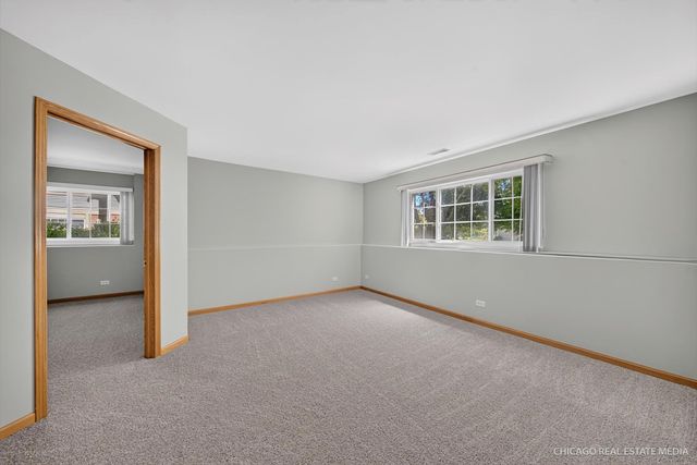 340 New Haven Drive 340, Cary, IL 60013