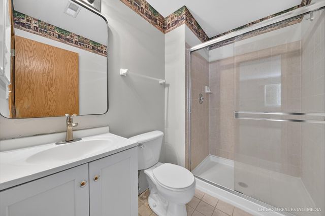 340 New Haven Drive 340, Cary, IL 60013