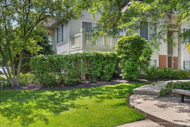 340 New Haven Drive 340, Cary, IL 60013
