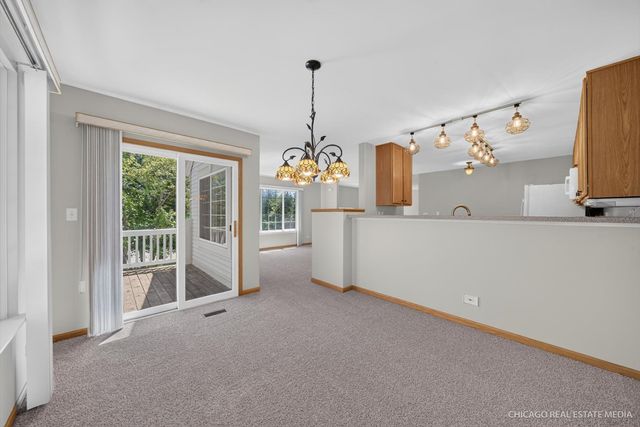 340 New Haven Drive 340, Cary, IL 60013