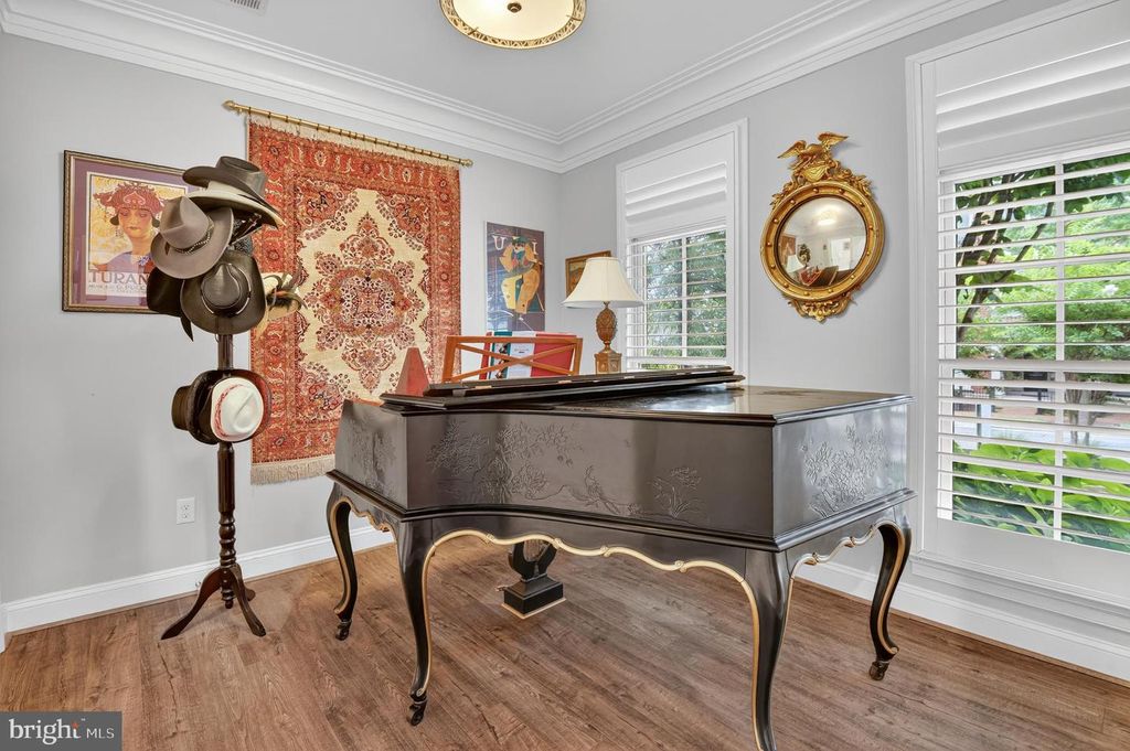 10890 SYMPHONY PARK DR, North Bethesda, MD 20852