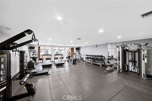 201 E Angeleno Avenue 206, Burbank, CA 91502