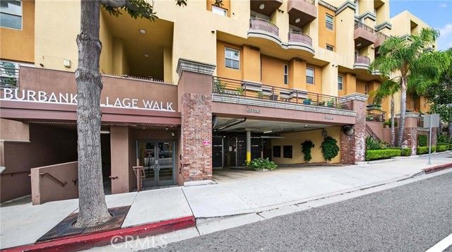 201 E Angeleno Avenue 206, Burbank, CA 91502
