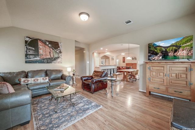 108 Twin Sisters Drive, Spring Branch, TX 78070