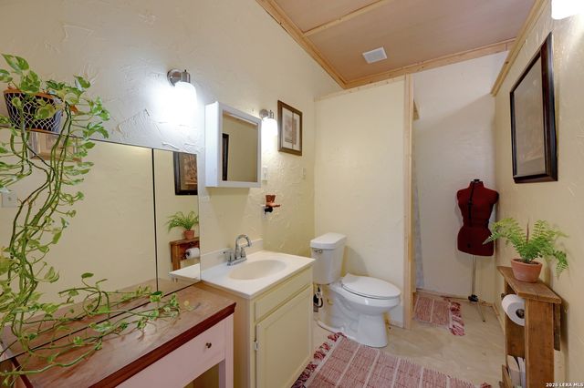 108 Twin Sisters Drive, Spring Branch, TX 78070