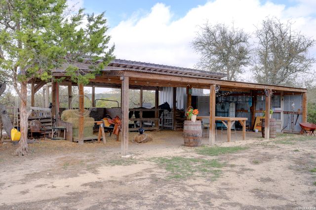 108 Twin Sisters Drive, Spring Branch, TX 78070