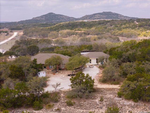 108 Twin Sisters Drive, Spring Branch, TX 78070