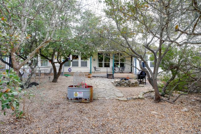 108 Twin Sisters Drive, Spring Branch, TX 78070