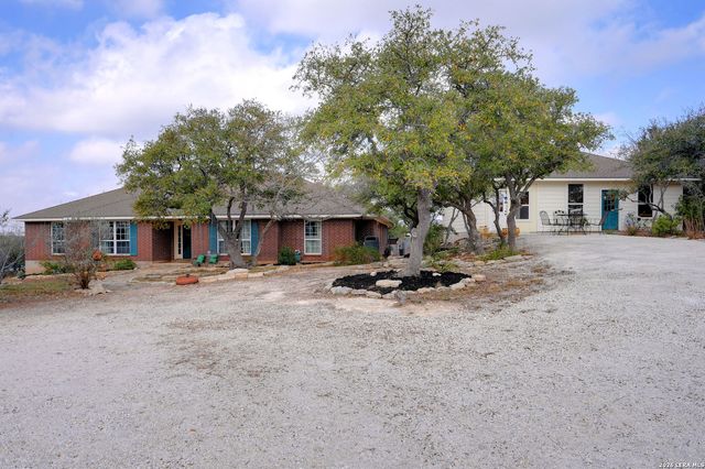 108 Twin Sisters Drive, Spring Branch, TX 78070