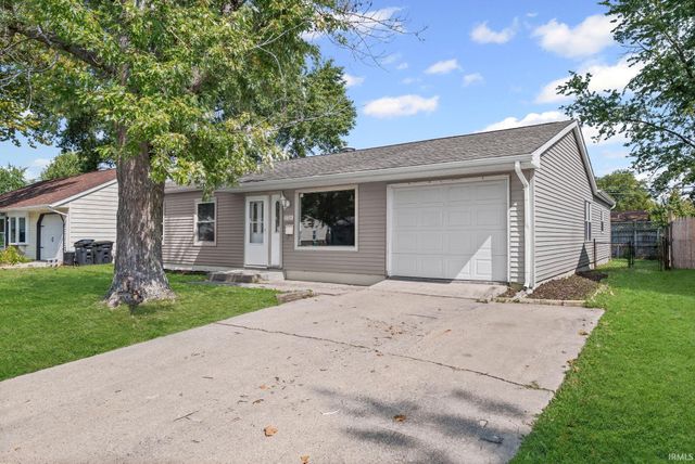 2321 Manitoba Drive, Lafayette, IN 47909