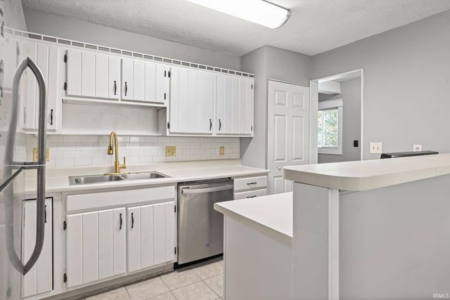 2321 Manitoba Drive, Lafayette, IN 47909