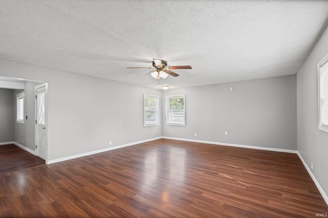 2321 Manitoba Drive, Lafayette, IN 47909