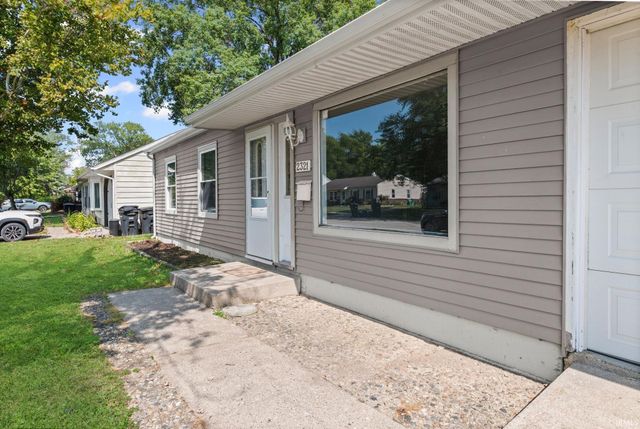 2321 Manitoba Drive, Lafayette, IN 47909