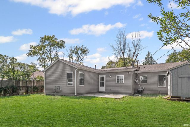 2321 Manitoba Drive, Lafayette, IN 47909