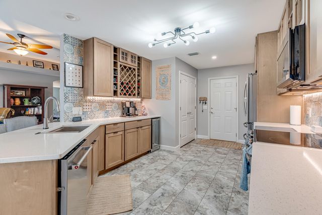 926 Scenic Oak Lane, Fort Walton Beach, FL 32547