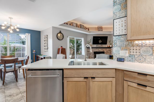 926 Scenic Oak Lane, Fort Walton Beach, FL 32547