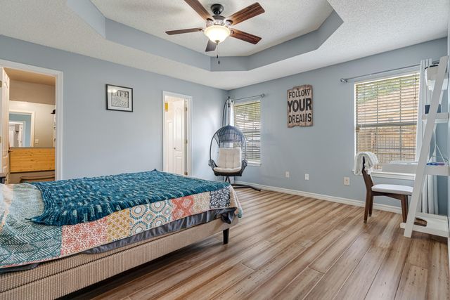 926 Scenic Oak Lane, Fort Walton Beach, FL 32547