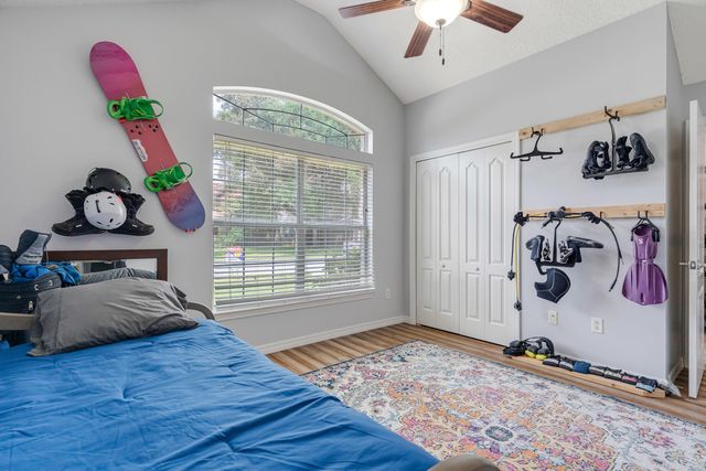 926 Scenic Oak Lane, Fort Walton Beach, FL 32547