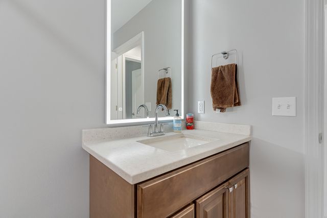 926 Scenic Oak Lane, Fort Walton Beach, FL 32547