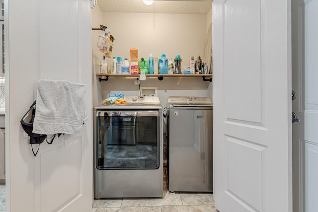 926 Scenic Oak Lane, Fort Walton Beach, FL 32547