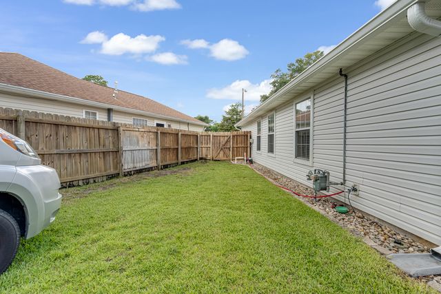 926 Scenic Oak Lane, Fort Walton Beach, FL 32547